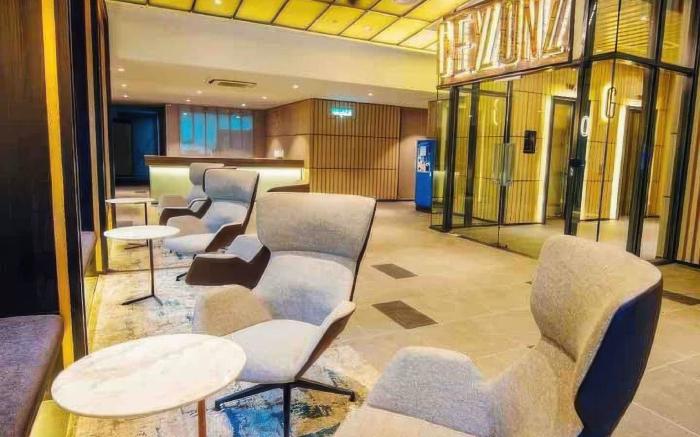 Jalan Ceylonz Suites KL