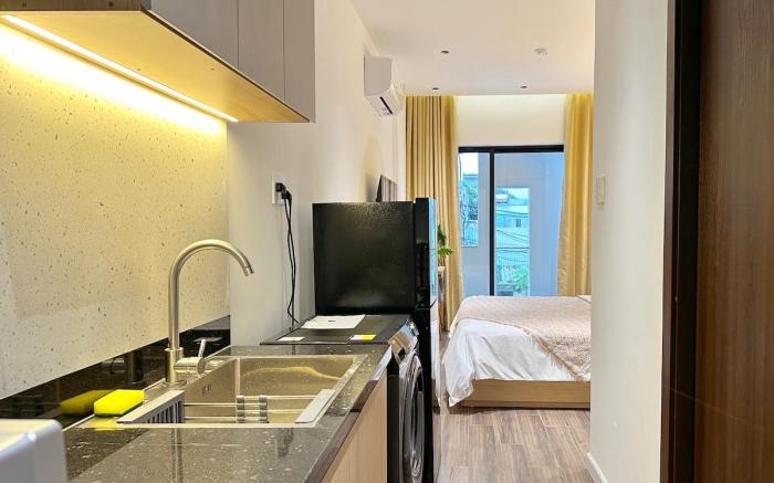 Beachside Modern Studio • Furnished • 20% Off |204