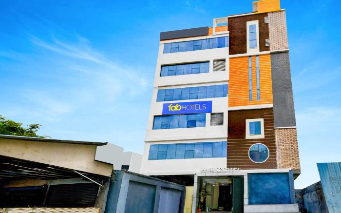 FabHotel O PNR Continental