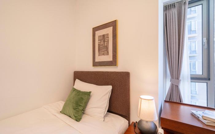 Tyms Stylish 2 Bedroom 1 Living Retreat