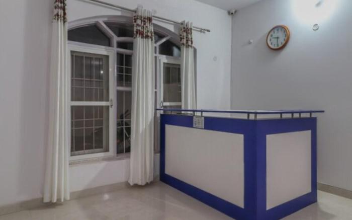 White House Residency D