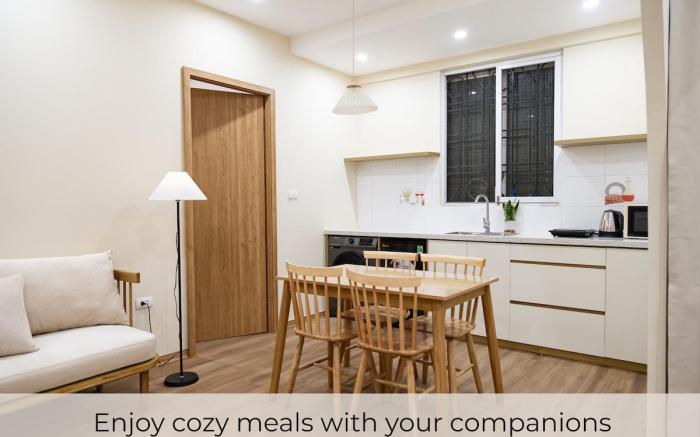 Fully Equipped 2BR/2BA Apt Old Quarter & Hoan Kiem