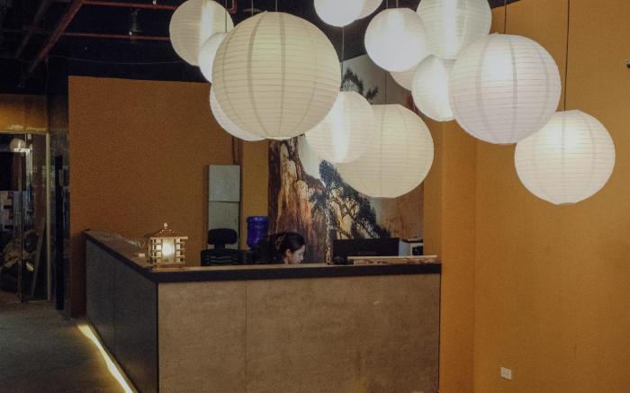 Love In The Atlantis Hotel