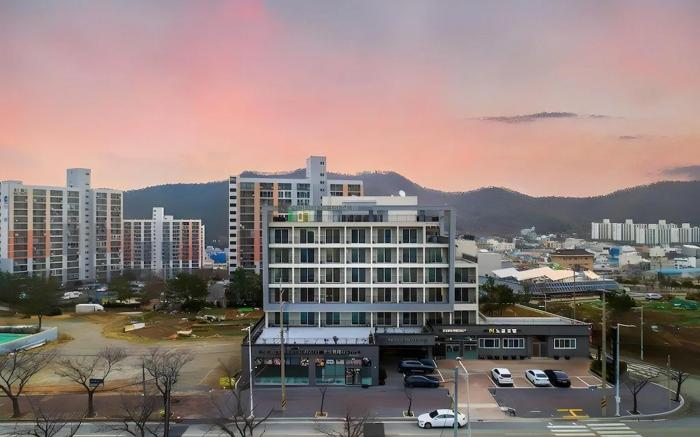 Yeosu Noble Hotel