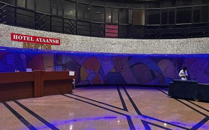 FabHotel Ayaansh