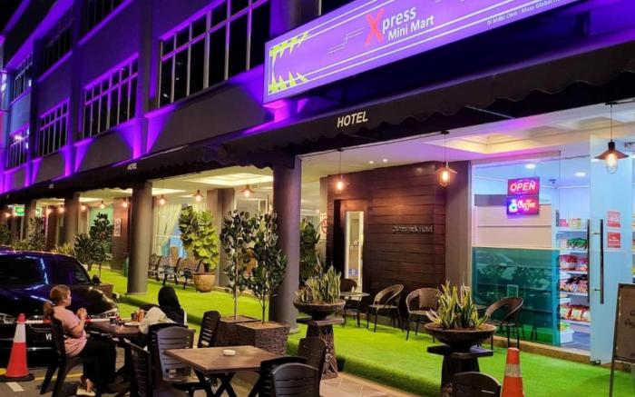 Desa Queenspark Hotel