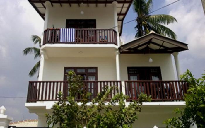 Ceylon Surf Guest Holiday Resort