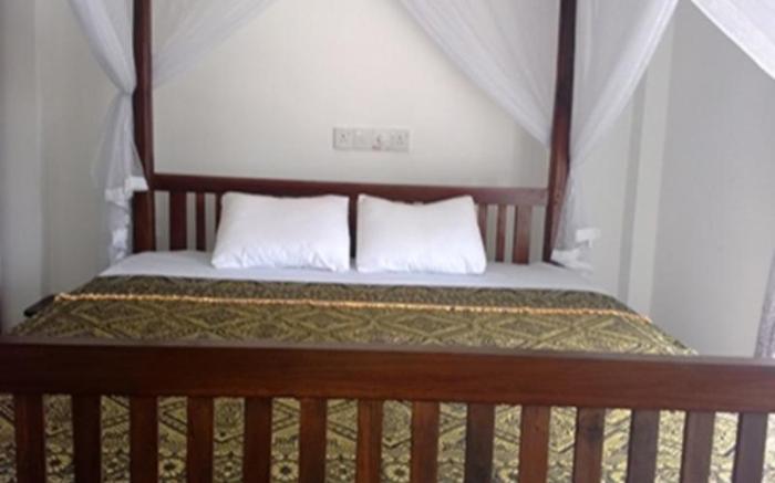 Ceylon Surf Guest Holiday Resort