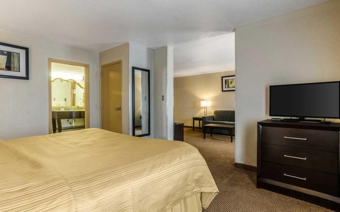 Quality Inn & Suites